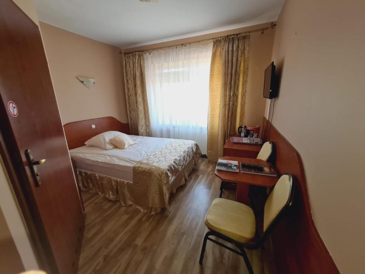 Willa Dorotka Busko-Zdrój Esterno foto