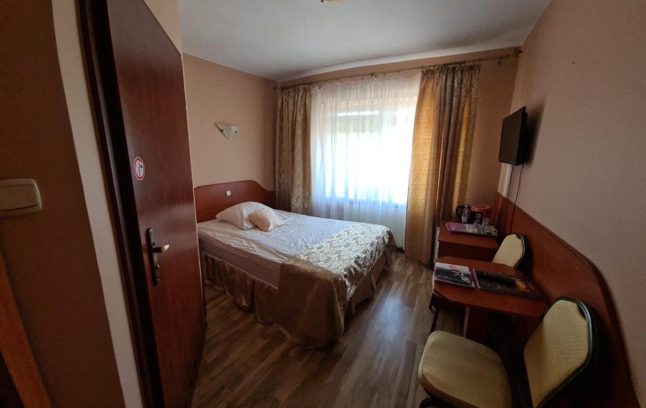 Willa Dorotka Busko-Zdrój Esterno foto